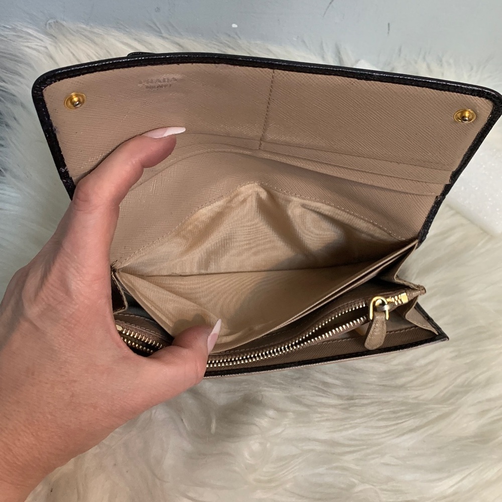 Authentic Prada leather saffiano long wallet dyed black - Picture 8 of 17